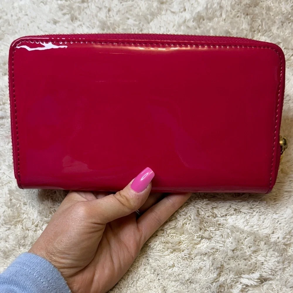 Tory Burch Fuchsia Patent Leather Zip Continental Wallet